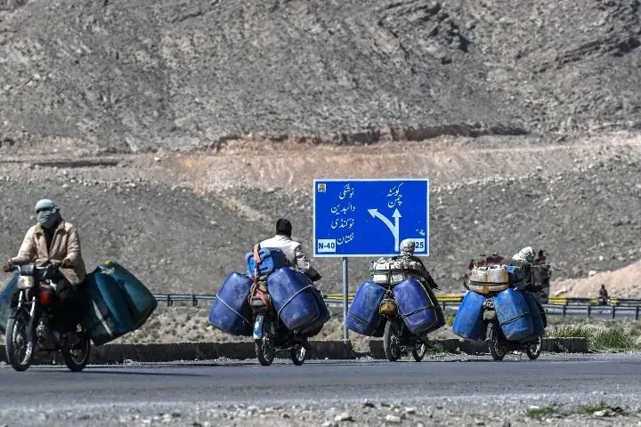Hub District in Balochistan Officially Fixes Iranian Petrol Price at Rs. 250 Per Litre
