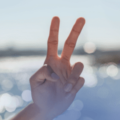 Stop Showing Fingers in Selfies — It Could Expose Your Biometric Data Say Security Experts