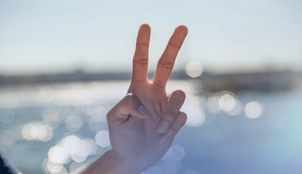 Stop Showing Fingers in Selfies — It Could Expose Your Biometric Data Say Security Experts