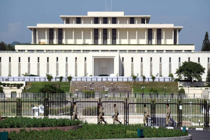 Budget 2026-27 Allocates Rs 2 Billion for President House and Rs 92 Crore for Prime Minister Office