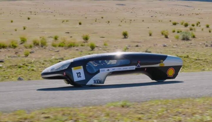 Student Engineers Build Car That Travels 900 km on Just 1 Litre of Fuel